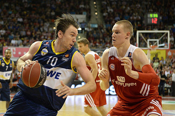 在这张红牌 在这张红牌